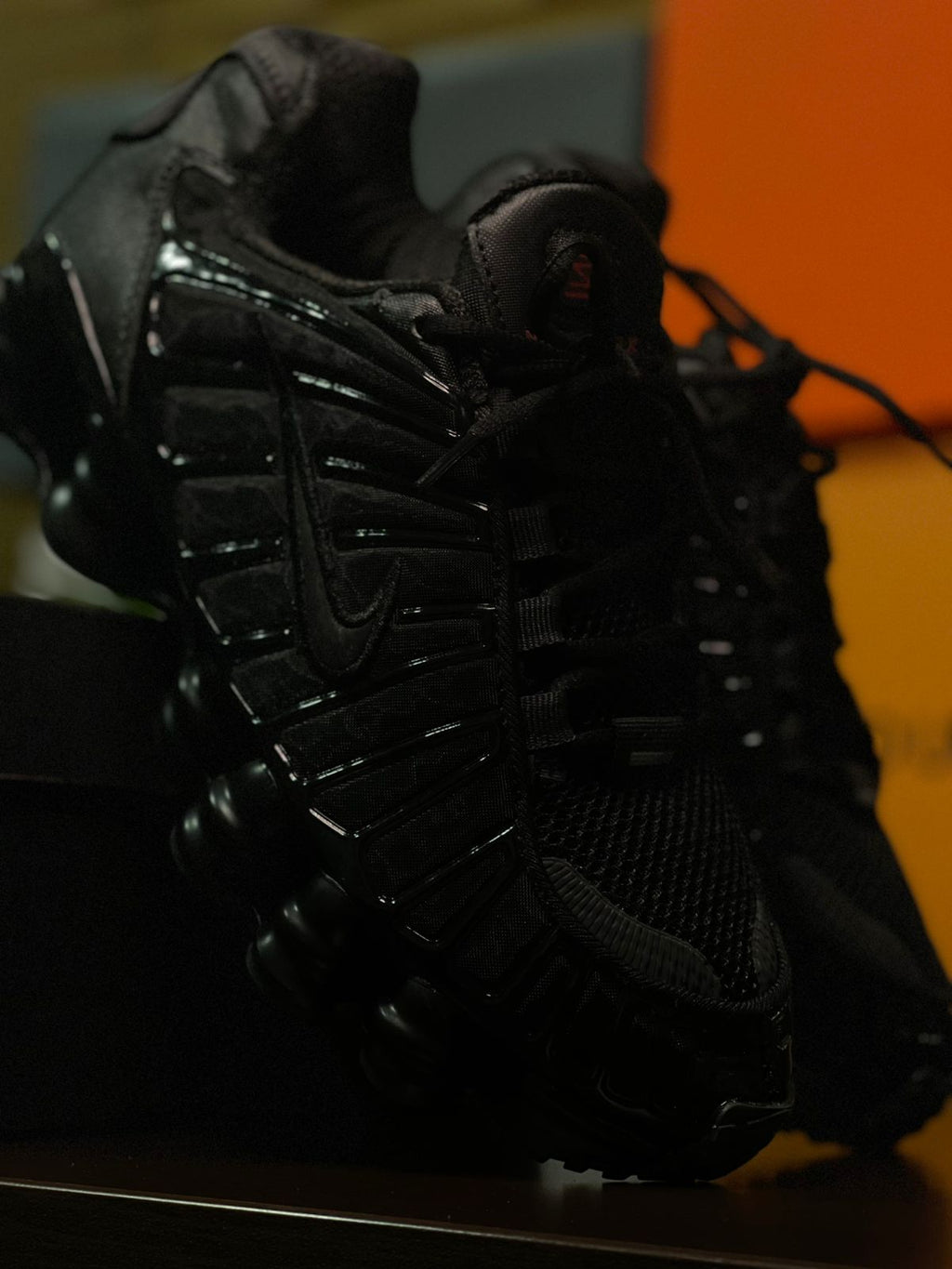 NIKE SHOX GUSANO