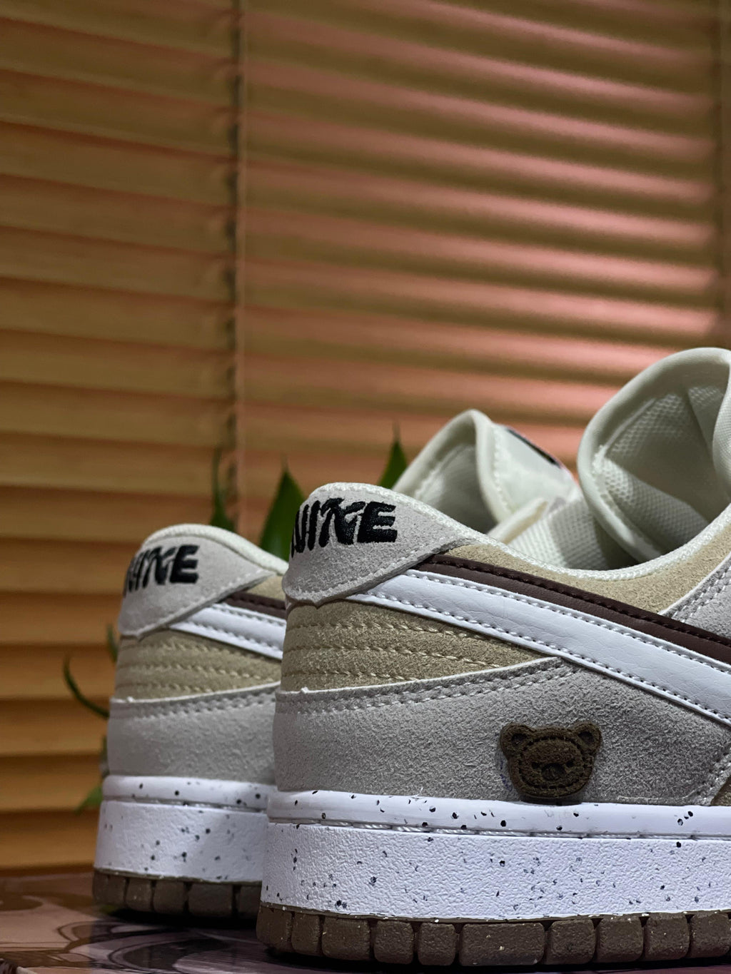 NIKE SB DUNK BEAR