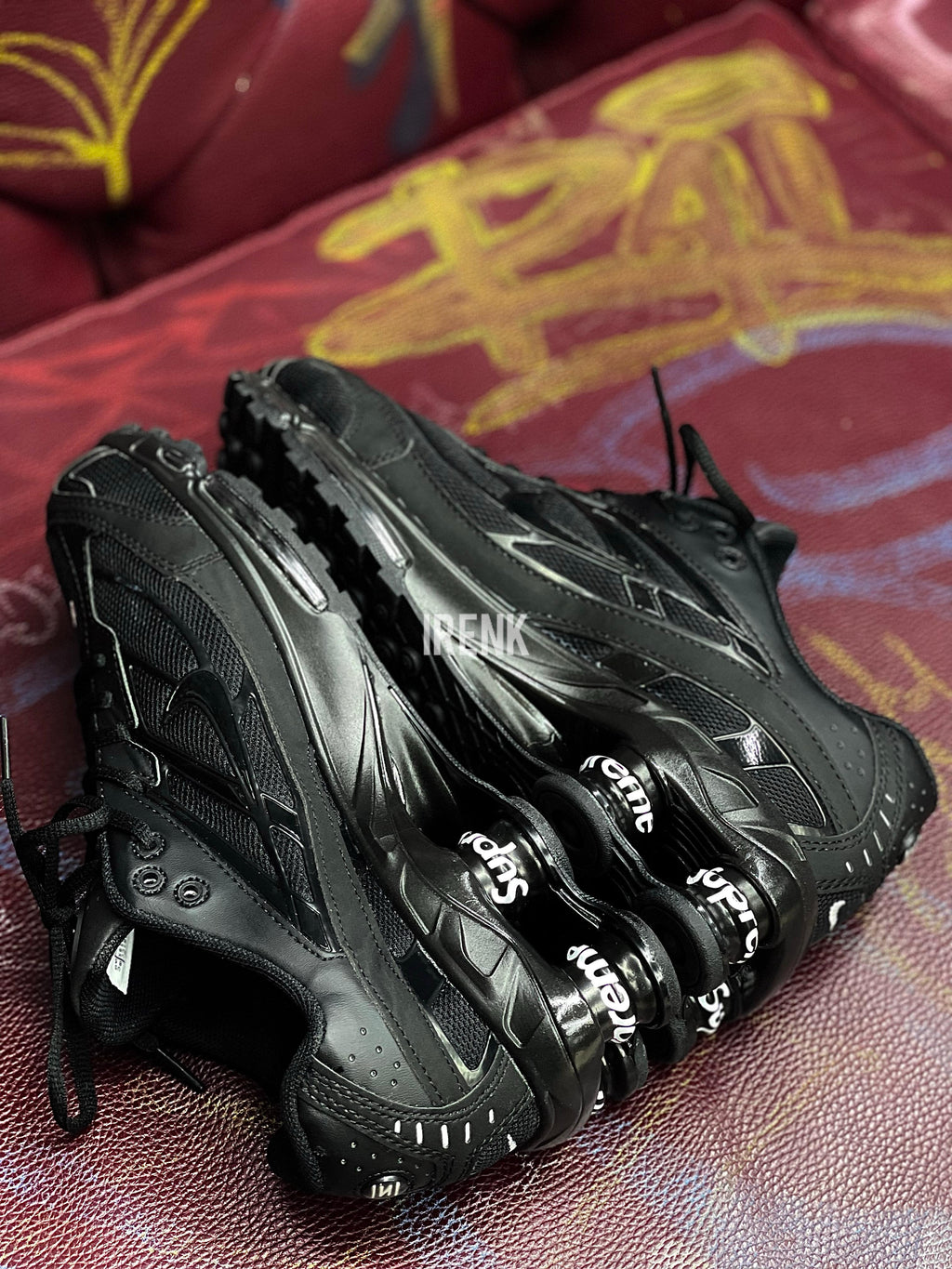 NIKE SHOX SUPREME