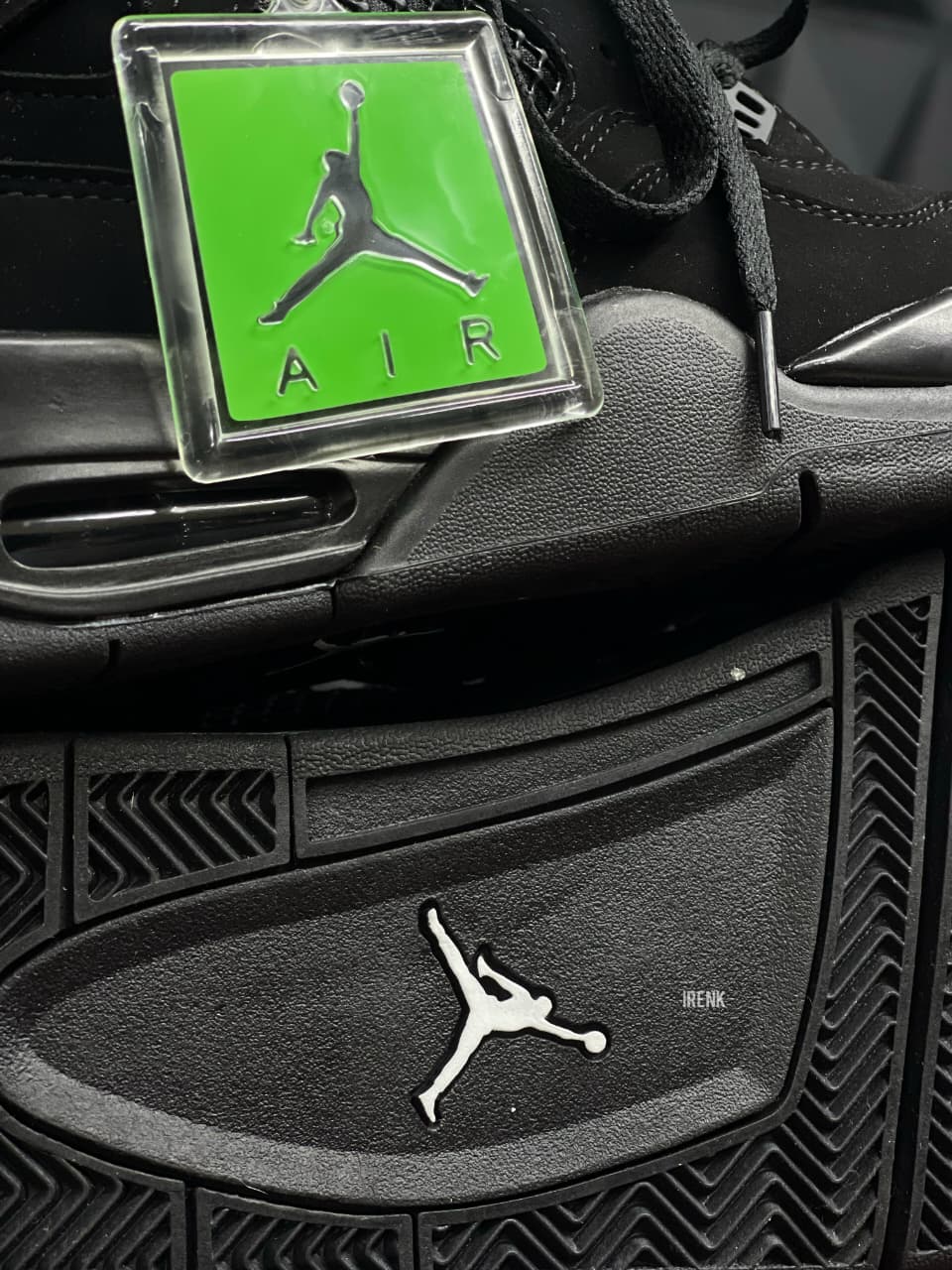 JORDAN RETRO 4