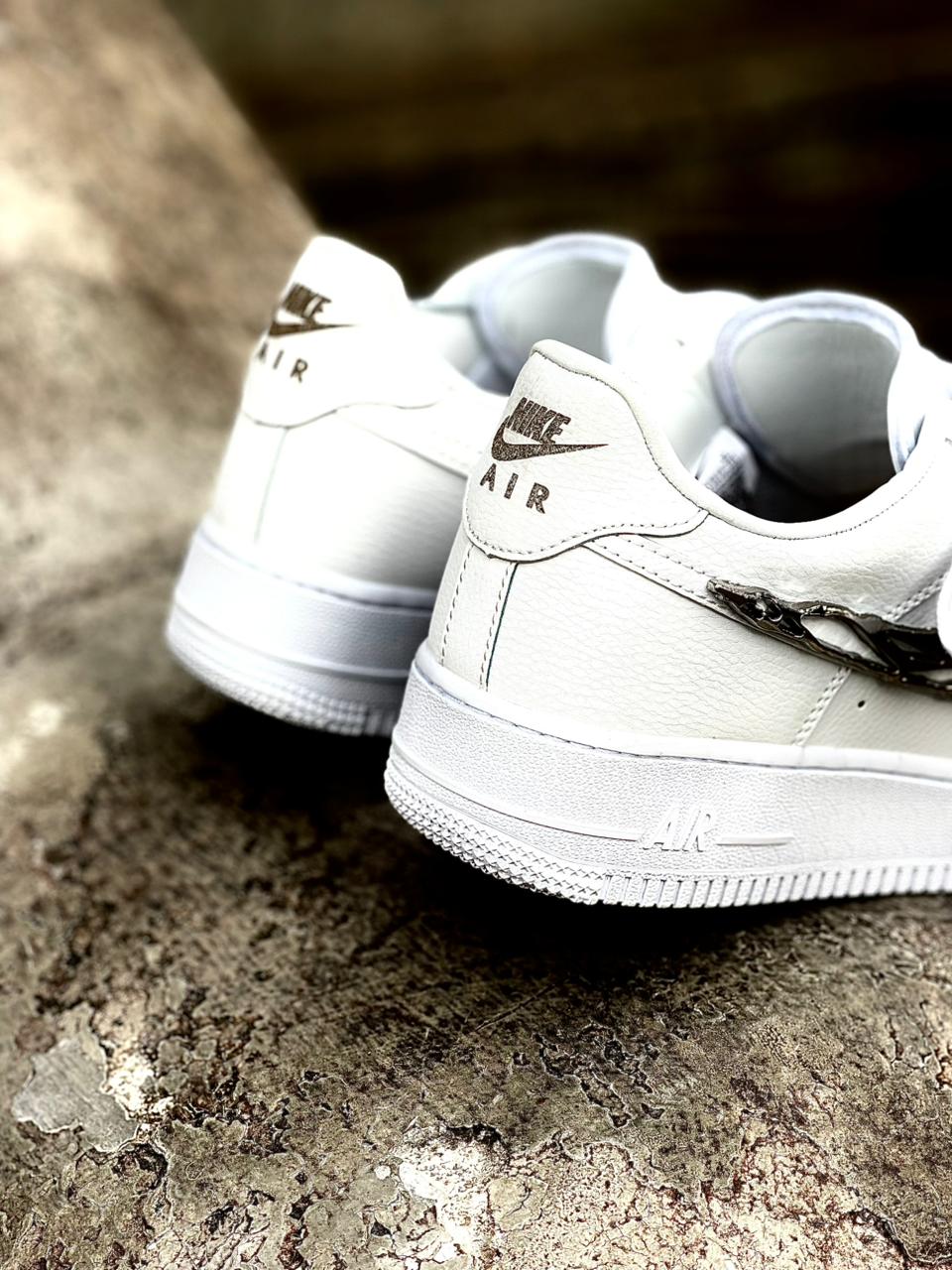 AF1 MOLTEN METAL