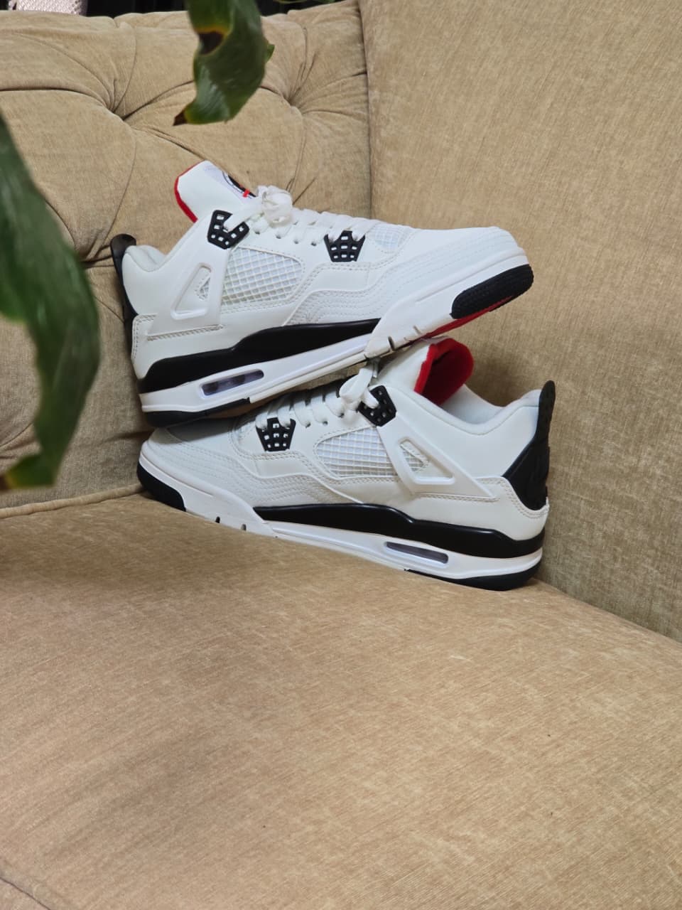JORDAN R4 FLIGHT